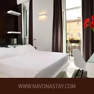 2* Отель Navona